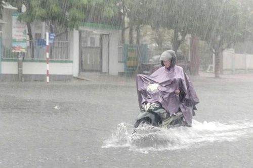 Dự báo thời tiết 5/9/2026: Nắng nóng chưa hạ nhiệt, nhiều nơi đã xuất hiện mưa lớn