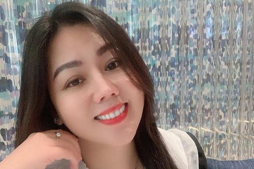 Ca sĩ Lưu Ánh Loan trúng 160 tờ vé số