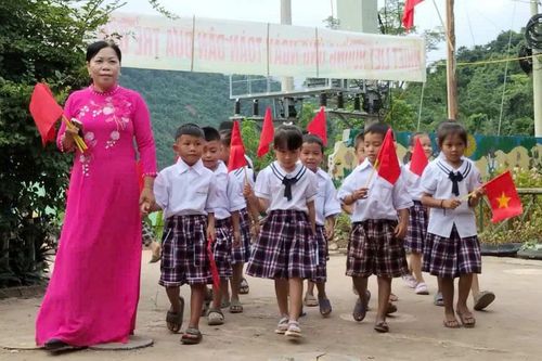 Những lời nhắn gửi yêu thương của thầy cô trước thềm năm học mới