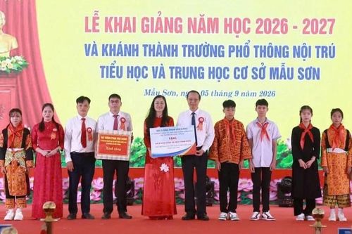 Lạng Sơn, Cao Bằng: Hân hoan đón năm mới tại những ngôi trường liên cấp khang trang