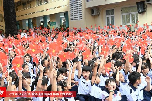 Hơn 2,6 triệu học sinh TP.HCM khai giảng năm học mới