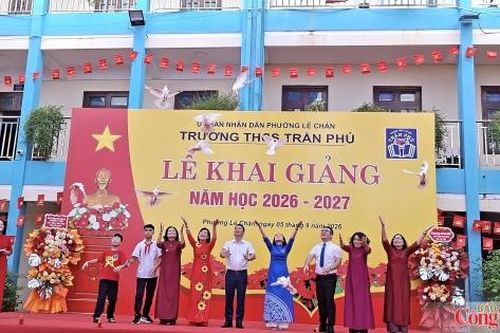 Hải Phòng: Hơn 1,1 triệu học sinh hân hoan trong ngày hội đến trường