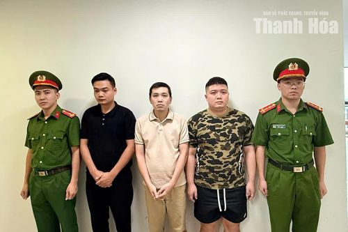 Triệu tập 3 đối tượng liên quan vụ xe cứu thương thu hơn 9 triệu đồng của gia đình bệnh nhân