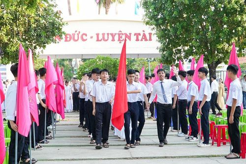 Sắc màu ngày tựu trường của học sinh Đà Nẵng