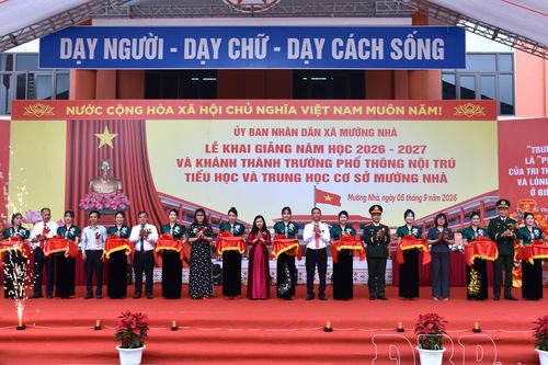 Mường Nhà khánh thành trường nội trú liên cấp và đón năm học mới