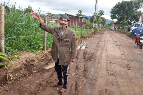 Người dân Ia Khươl đồng thuận mở đường giao thông