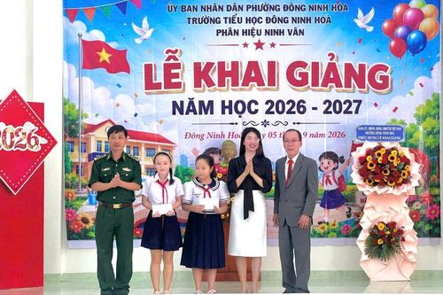 Bộ đội Biên phòng tỉnh trao 58 suất học bổng cho học sinh có hoàn cảnh khó khăn