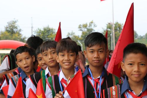 Hình ảnh học sinh Lâm Đồng hân hoan khai giảng năm học mới 2026 - 2027
