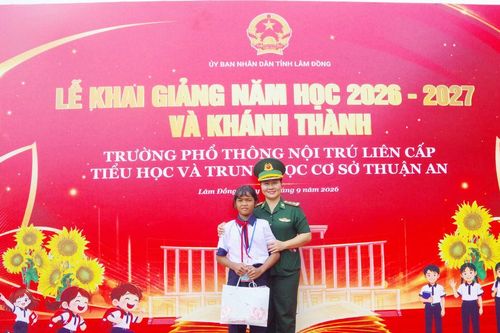 Biên phòng Lâm Đồng đồng hành cùng học sinh vùng biên trong năm học mới