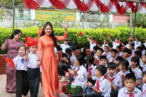 Lễ khai giảng năm học mới tại Trường TH&THCS Bắc Yên