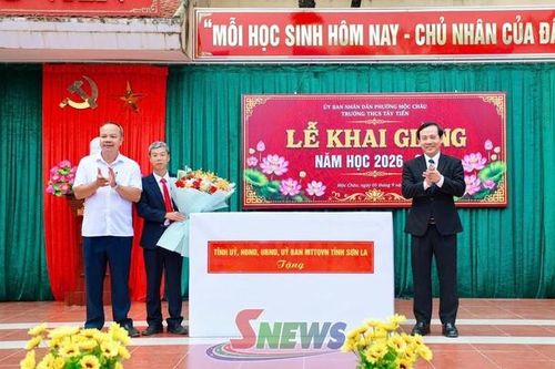 Trường THCS Tây Tiến chào đón năm học mới