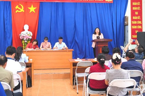 Phó Chủ tịch HĐND tỉnh Trần Thị Lộc dự sinh hoạt Chi bộ Đồng Thuận