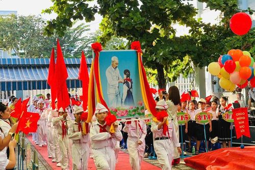 TP Đà Nẵng: Rạng rỡ ngày khai giảng năm học mới