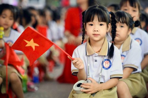 Xã đảo Minh Châu khánh thành trường liên cấp hiện đại, đón khóa học sinh THPT đầu tiên