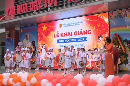 Rộn ràng ngày khai trường: Hơn 26 triệu học sinh cả nước bước vào năm học mới