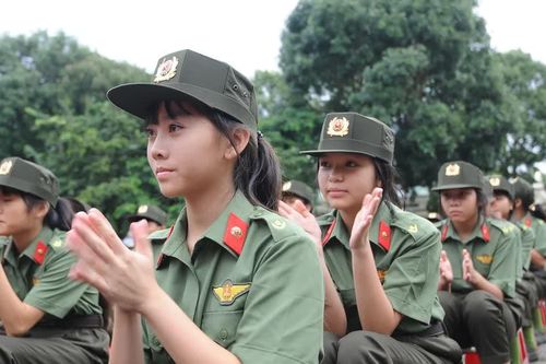 Rộn ràng chào đón năm học mới ở Trường Văn hoá CAND II