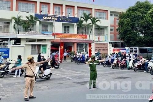 TPHCM: Giữ đường thông, hè thoáng cho ngày khai giảng năm học mới