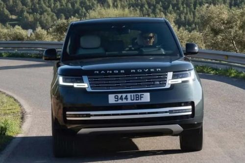 Range Rover Electric chính thức ra mắt, chạy gần 600 km mỗi lần sạc