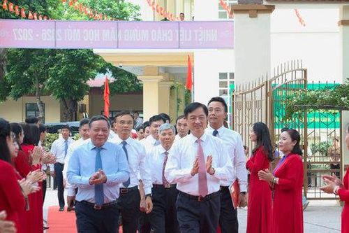 Lãnh đạo Trung ương và thành phố Hà Nội dự lễ khai giảng năm mới 2026-2027