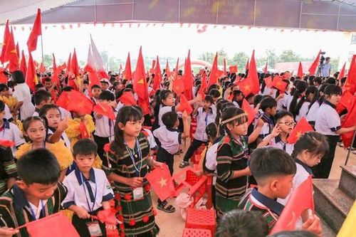 Tỉnh Lâm Đồng: Khoảng 830.000 học sinh bước vào năm học mới 2026 - 2027