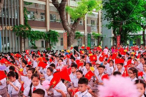 Hơn 20.000 học sinh phường Vĩnh Hưng chào đón năm học mới