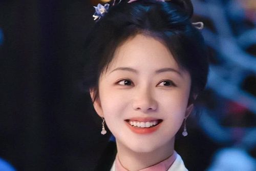 Phim mới của Đàm Tùng Vận chưa chiếu đã gặp tranh cãi như Quốc Sắc Phương Hoa