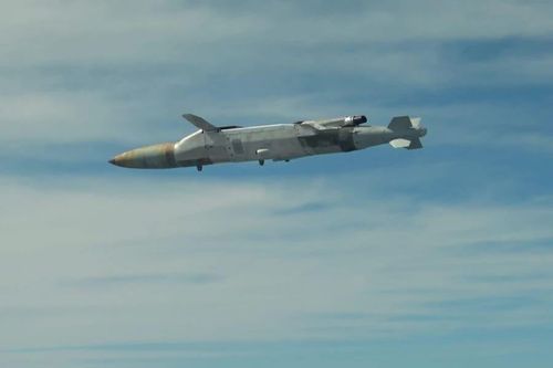 Bom phản lực GBU-75 JDAM-LR tầm xa... 555 km bắt đầu tham chiến tại Ukraine