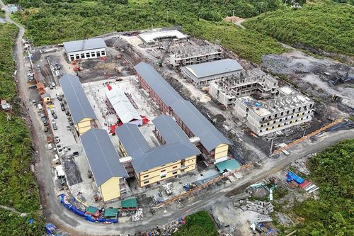 Từ những lớp học tạm bợ đến nền tảng mới cho giáo dục vùng biên