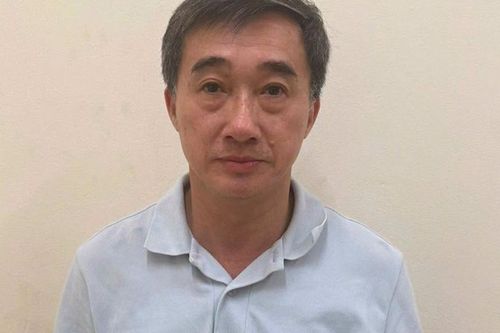 Tạm đình chỉ công tác đối với Thứ trưởng Bộ Y tế Trần Văn Thuấn