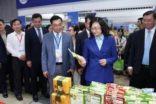 Thành phố Hồ Chí Minh: Nâng tầm để doanh nghiệp tiến sâu trong chuỗi cung ứng toàn cầu