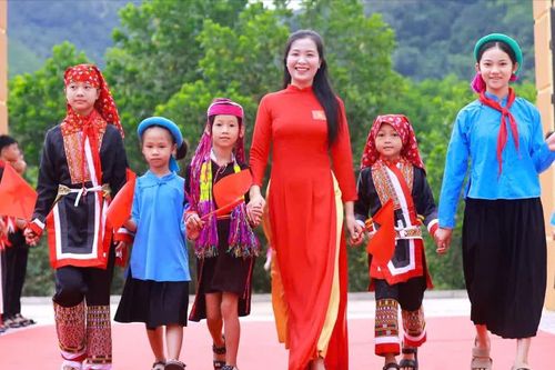 Hân hoan vào năm học mới