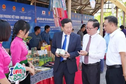 Giới thiệu sản phẩm đặc trưng của Việt Nam - Nhật Bản