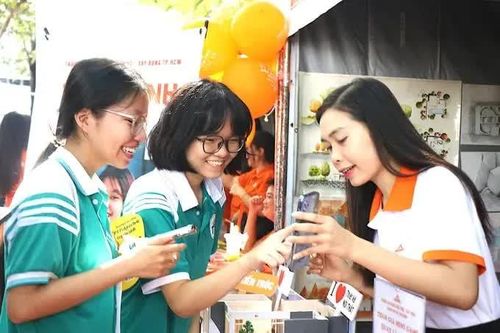 Trung học nghề không phải hệ THPT rút gọn!