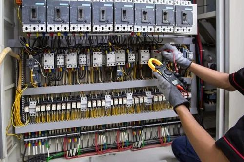 Thiết bị điện sản xuất trong nước được ưu đãi giá không quá 10% khi đặt hàng