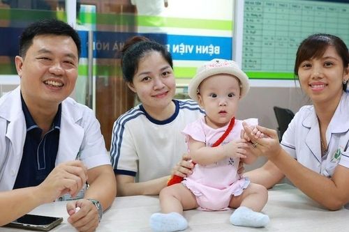 Từ Nhật Bản về Việt Nam 'giữ thai' và hành trình 10 tuần đong đầy cảm xúc