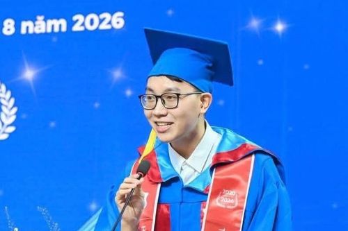 Thủ khoa trường Y giành học bổng tiến sĩ tại Nhật Bản trước khi tốt nghiệp