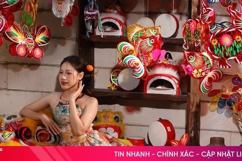 Giới trẻ Hà Tĩnh hào hứng chụp ảnh Trung thu sớm