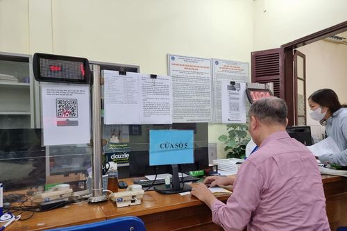 Thủ tục nhận trợ cấp hằng tháng cho lao động chưa đủ điều kiện hưởng lương hưu