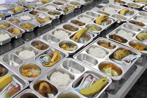 Indonesia: Khoảng 2.000 người nghi ngộ độc sau khi dùng bữa ăn miễn phí