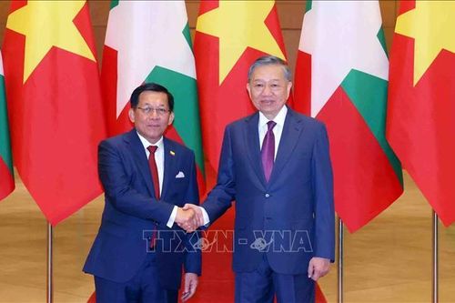 Tổng thống Cộng hòa Liên bang Myanmar và Phu nhân kết thúc chuyến thăm chính thức Việt Nam