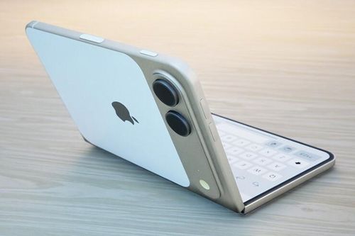 iPhone màn hình gập gặp 'biến cố' trước giờ G