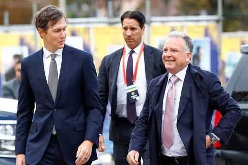 Các phái viên Mỹ thực hiện chuyến thăm đầu tiên tới Kiev