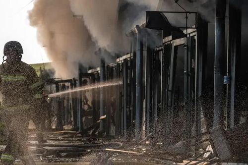Nga và Ukraine ngừng bắn trong 3 ngày