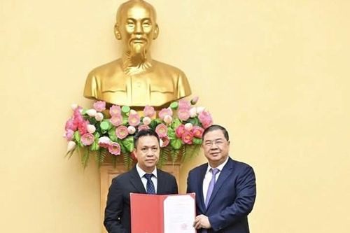 Trao quyết định bổ nhiệm Thứ trưởng Bộ Công Thương