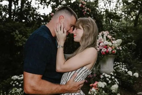 Sau 3 tháng, một khách mời tiết lộ sự thật về lễ cưới 'điên rồ' của Taylor Swift