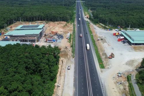 Đèo Cả đề xuất mở rộng 350km cao tốc Bắc - Nam lên 6 làn xe, không dùng vốn ngân sách