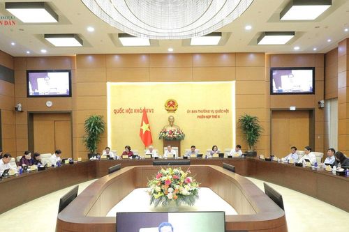 Rút ngắn khoảng cách từ luật đến cuộc sống