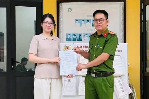 Những lá đơn tình nguyện 'tiếp lửa' mùa tuyển quân