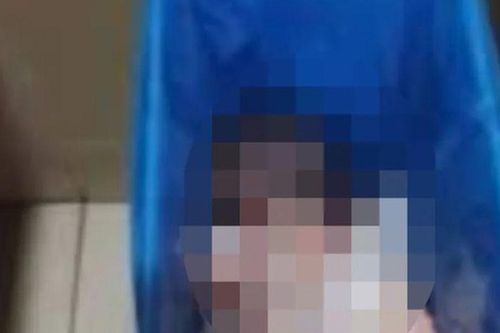 Bé trai sơ sinh bị bỏ rơi trong thùng rác nhà vệ sinh: Tạm giữ 2 nghi phạm