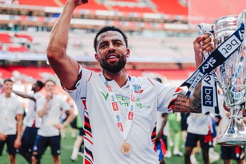 V.League ngày càng có sức hút với các cựu cầu thủ Premier League